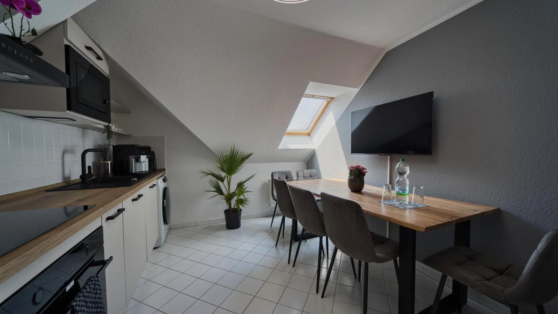 Dresdenstay Modern 3 Schlafzimmer Kamin Ps4 Kicker דירה